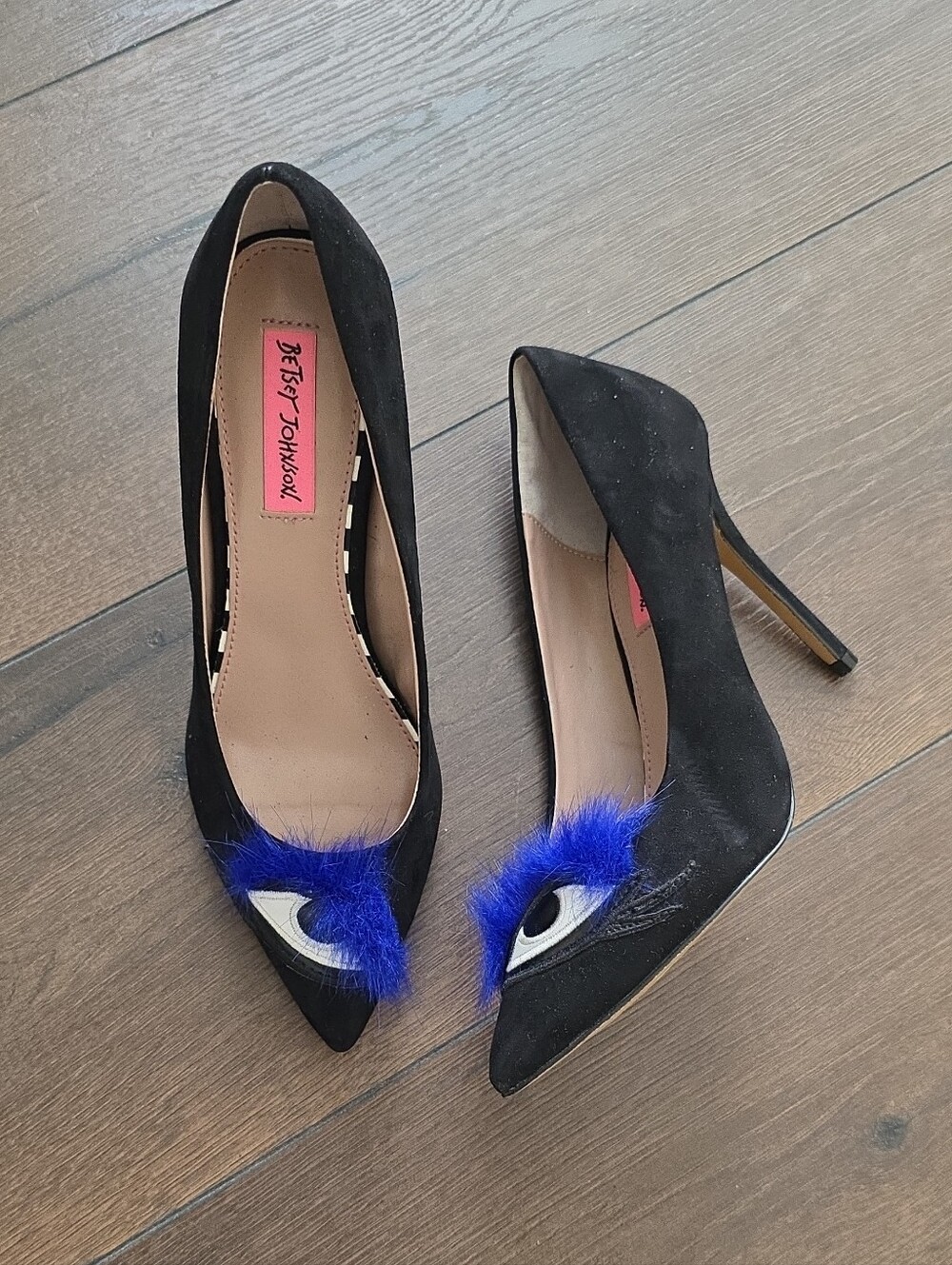 Betsey Johnson Black Pointed-Toe‎ Pumps with Blue Fur Eye Detail